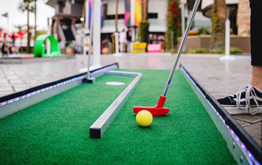 Pop Up Mini Golf