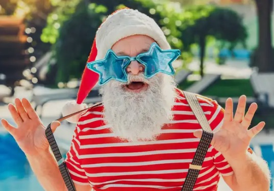 Christmas_in_July_Pool_Party